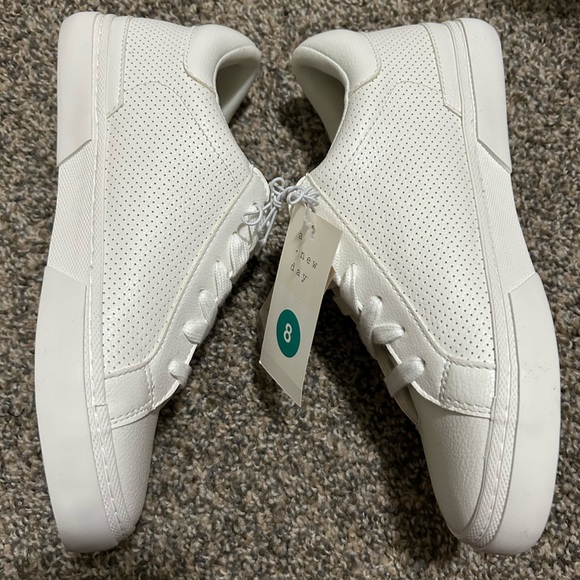 Women's White Maddison Sneakers - Picture 9 of 12